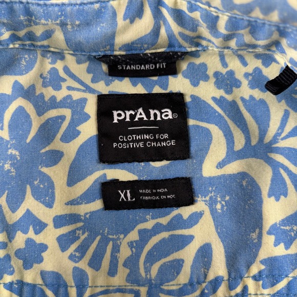 Prana Men's XL Short Sleeve Button Up Shirt Blue Yellow Floral Bird Print Casual - Picture 6 of 12